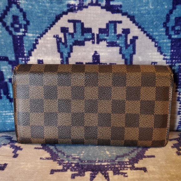 Louis Vuitton Damier Ebene Sarah Wallet Luxury Made in Spain 2007 - Picture 3 of 17